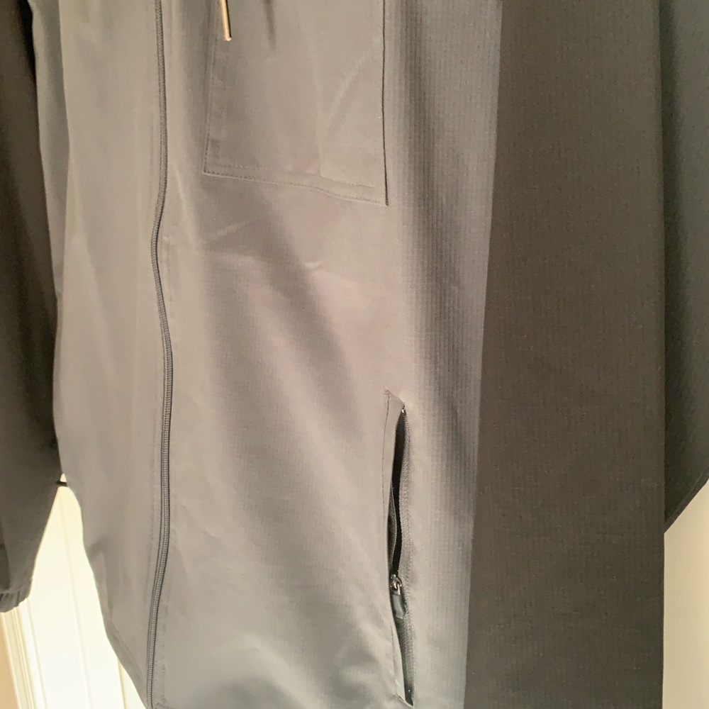 Voyager Medium Men's Black and Gray Hooded Jacket Full Zip - Picture 3 of 8